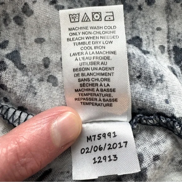 Women’s pullover shirt, size M - Picture 12 of 12